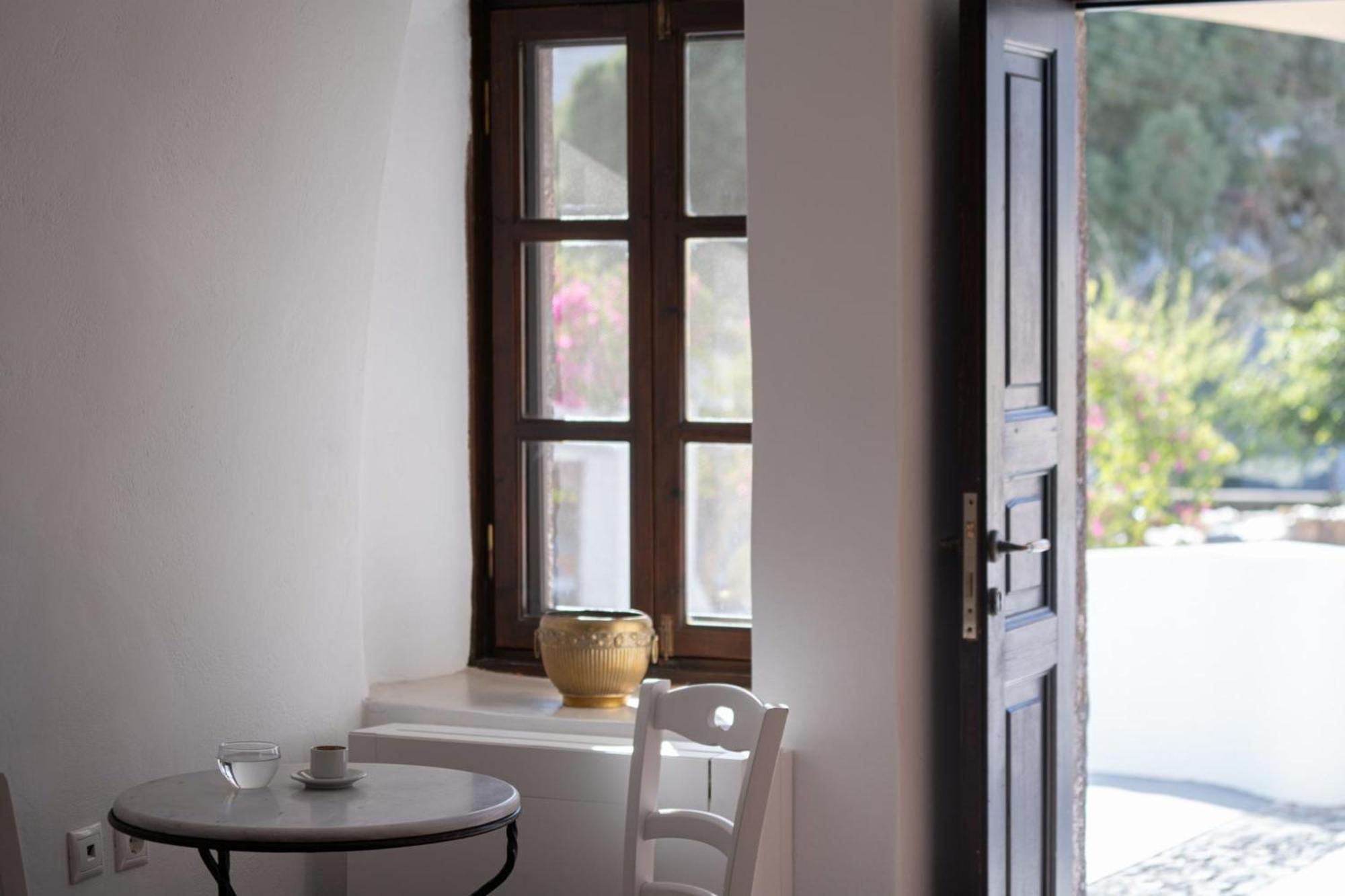 Madame Kalitsi Cozy Suites Fira  Zewnętrze zdjęcie