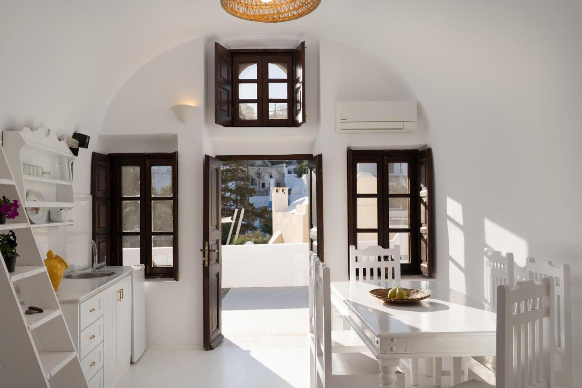 Madame Kalitsi Cozy Suites Fira  Zewnętrze zdjęcie